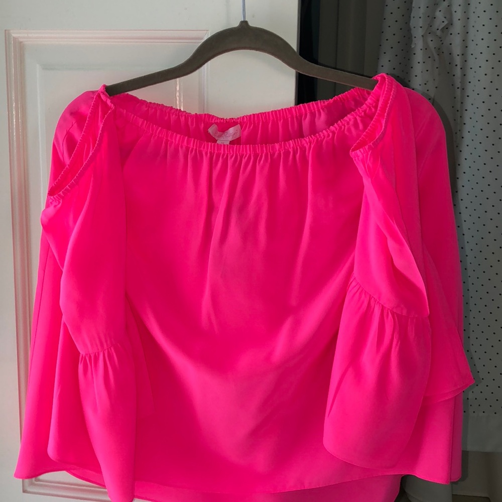 Hot and fun silk pink top!!